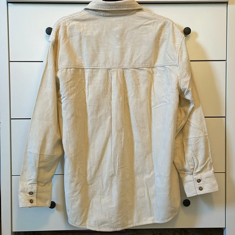 American Eagle Outfitters Oversized Cream Corduroy Shacket in Large NWT - Picture 6 of 15